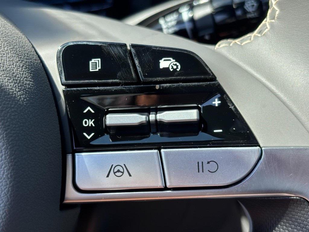 new 2025 Hyundai Elantra car, priced at $23,450