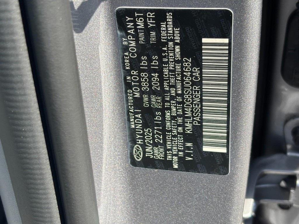 new 2025 Hyundai Elantra car, priced at $23,450