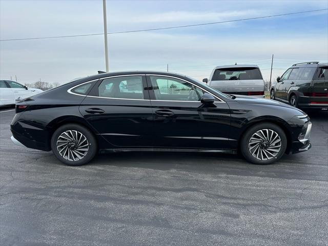 new 2025 Hyundai Sonata Hybrid car, priced at $37,613