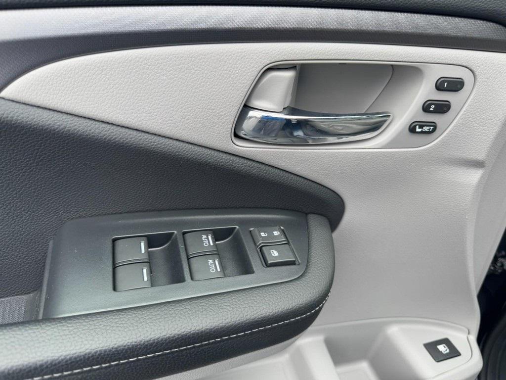 used 2023 Honda Ridgeline car, priced at $33,677