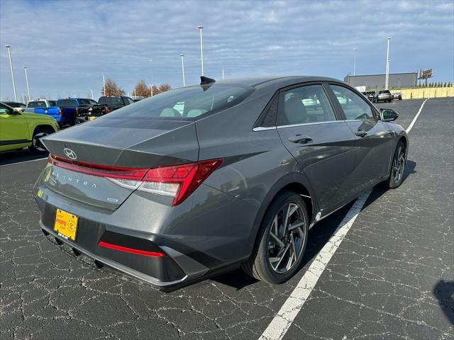 new 2025 Hyundai Elantra car, priced at $29,442