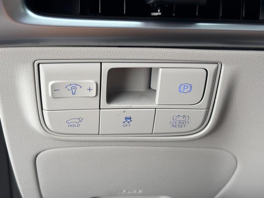 new 2025 Hyundai TUCSON Hybrid car, priced at $42,030