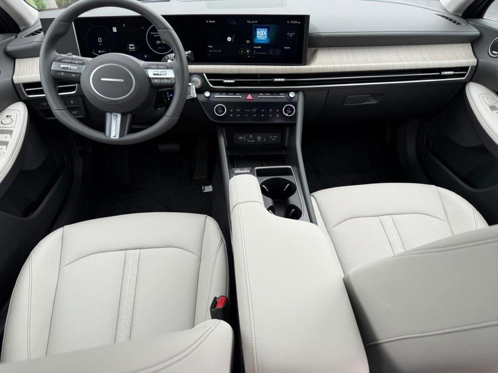 new 2025 Hyundai Sonata Hybrid car, priced at $38,719