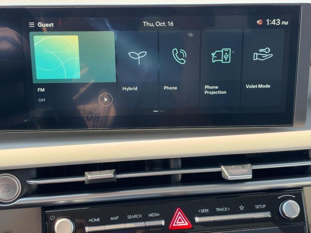 new 2025 Hyundai TUCSON Hybrid car, priced at $34,662