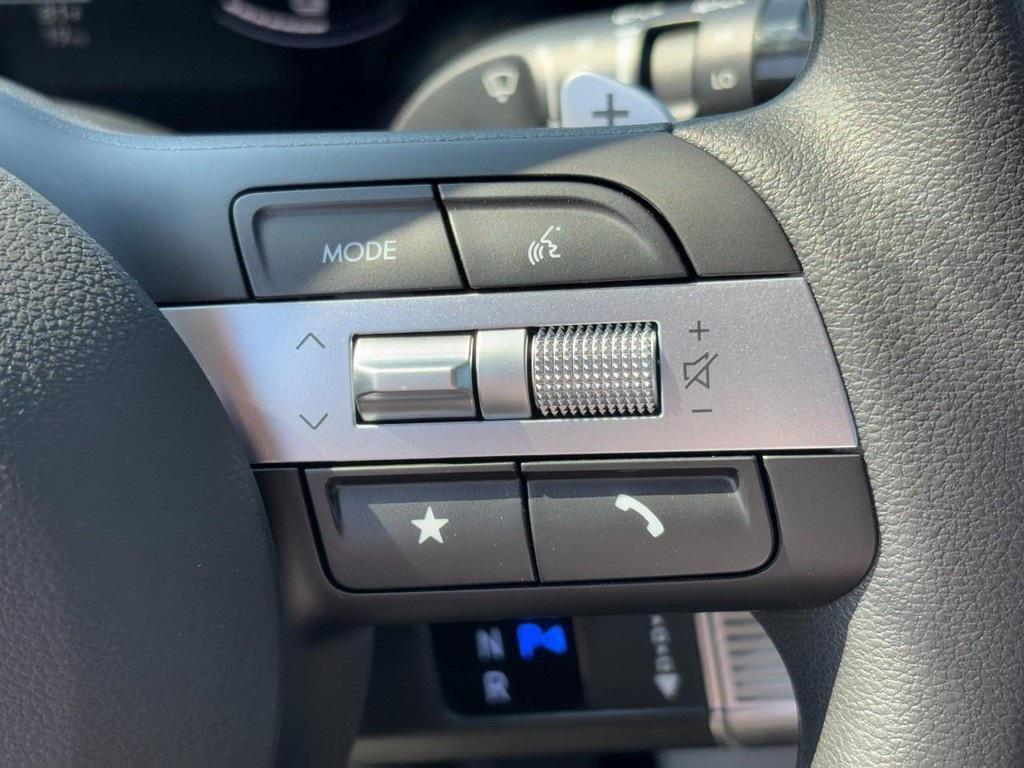 new 2025 Hyundai TUCSON Hybrid car, priced at $34,662