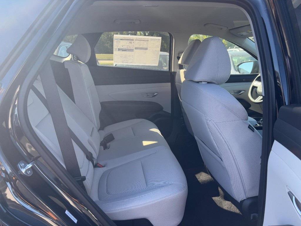 new 2025 Hyundai TUCSON Hybrid car, priced at $34,662