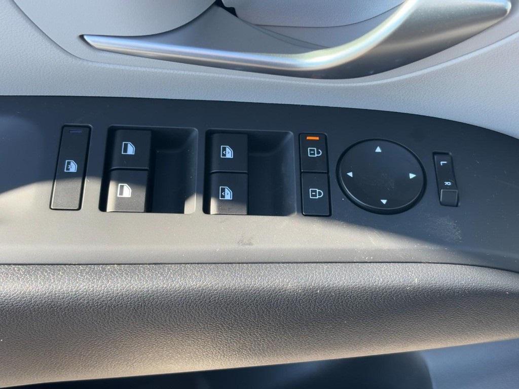 new 2025 Hyundai TUCSON Hybrid car, priced at $34,662