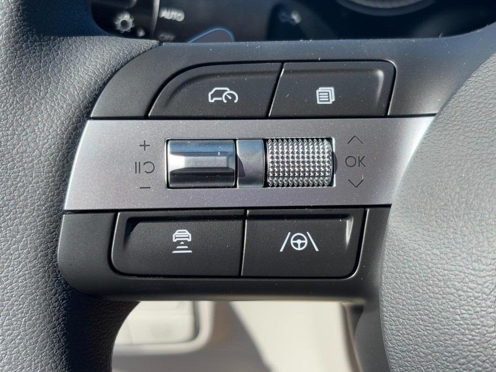 new 2025 Hyundai TUCSON Hybrid car, priced at $34,662