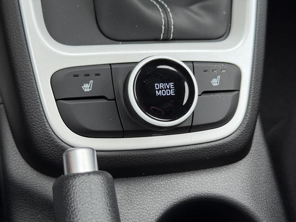 new 2025 Hyundai Venue car, priced at $24,881