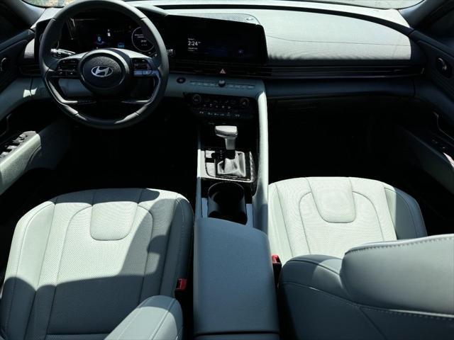 new 2025 Hyundai Elantra car, priced at $31,006