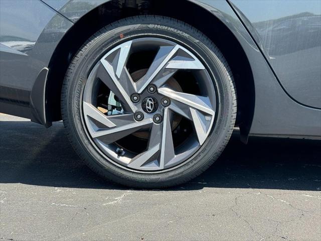 new 2025 Hyundai Elantra car, priced at $31,006