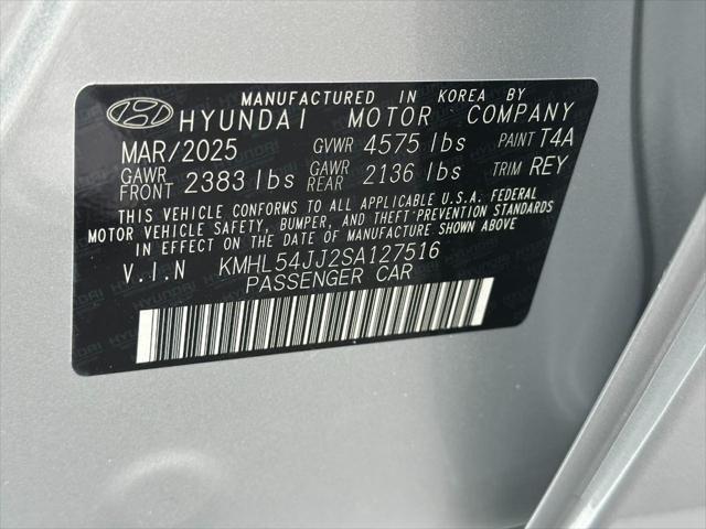 new 2025 Hyundai Sonata Hybrid car, priced at $38,896