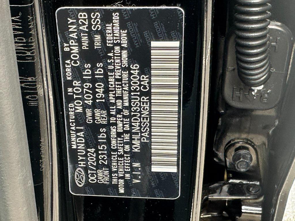 new 2025 Hyundai ELANTRA HEV car, priced at $27,308