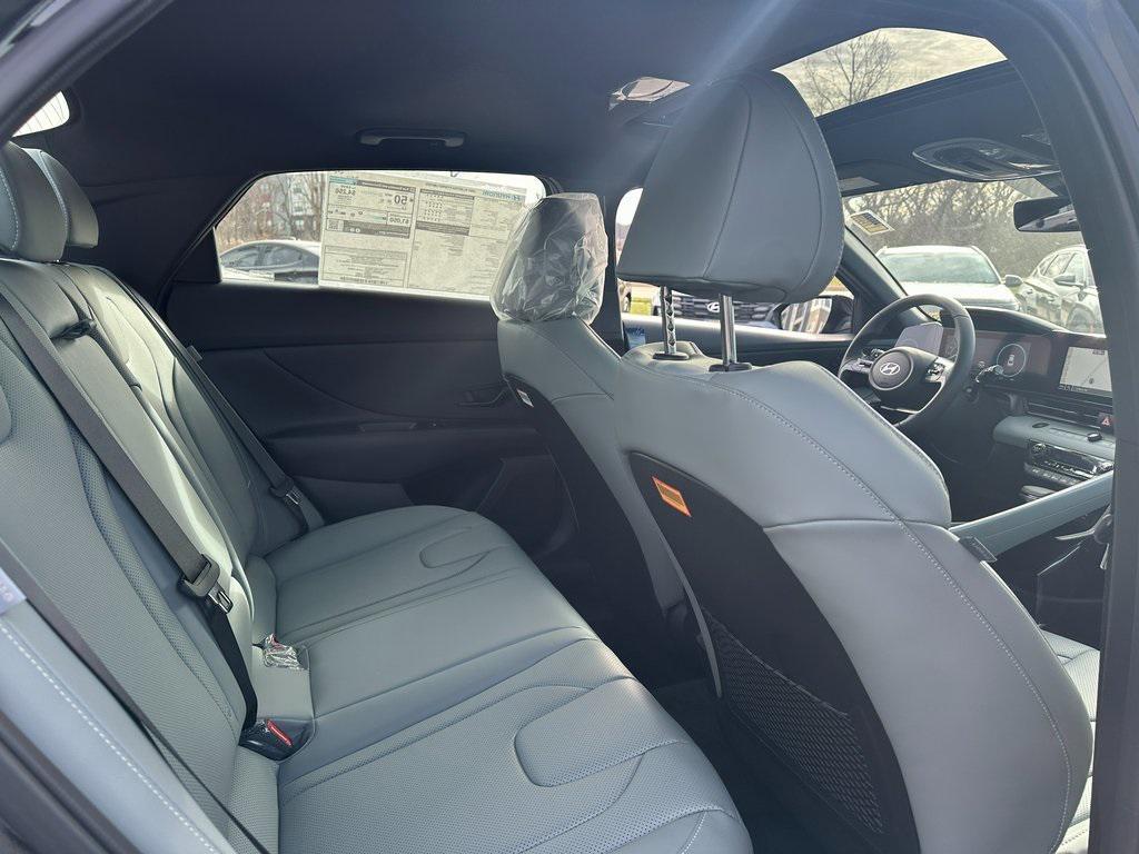 new 2025 Hyundai ELANTRA HEV car, priced at $27,308