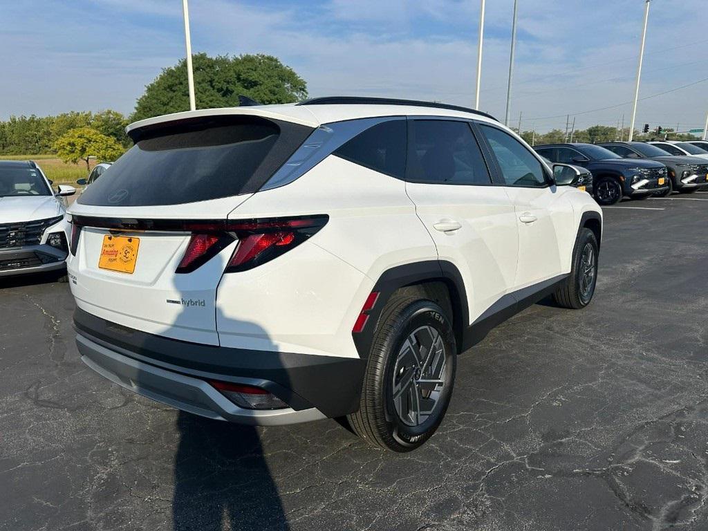 new 2025 Hyundai TUCSON Hybrid car, priced at $32,029