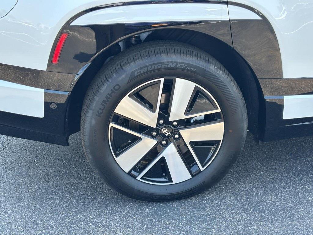 new 2026 Hyundai IONIQ 9 car, priced at $64,475