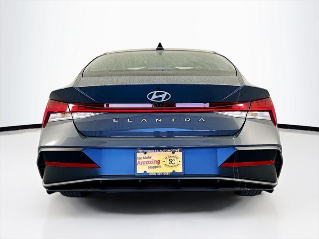 new 2025 Hyundai Elantra car, priced at $25,686