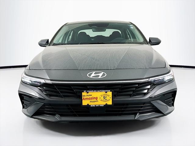 new 2025 Hyundai Elantra car, priced at $25,686