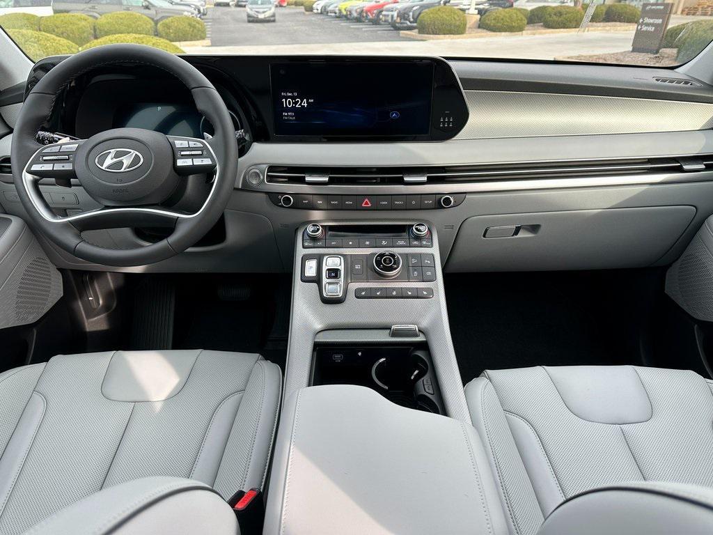 new 2025 Hyundai Palisade car, priced at $44,208