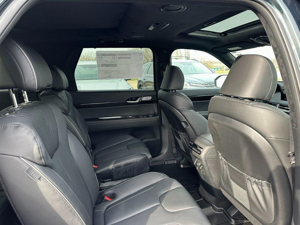 new 2025 Hyundai Palisade car, priced at $48,334