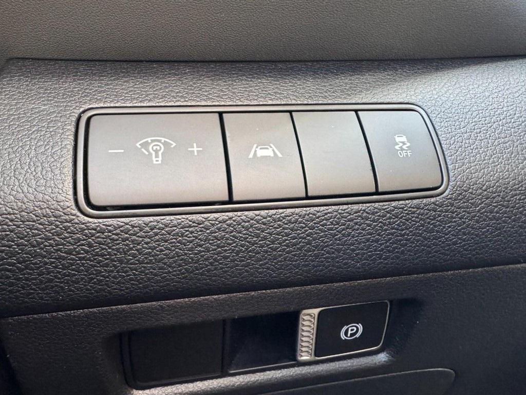 used 2023 Hyundai Santa Fe car, priced at $22,977