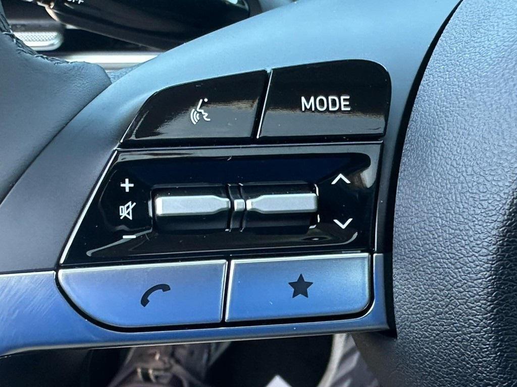 new 2025 Hyundai Elantra car, priced at $26,733