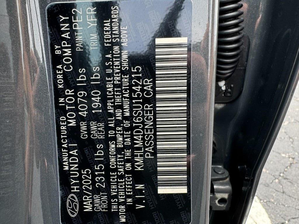 new 2025 Hyundai ELANTRA HEV car, priced at $28,381