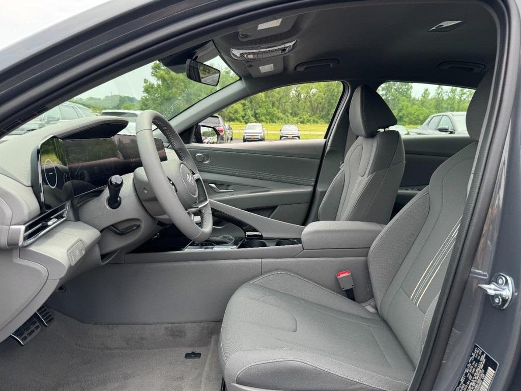 new 2025 Hyundai ELANTRA HEV car, priced at $28,381
