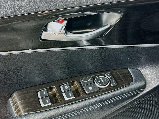 used 2019 Kia Sorento car, priced at $13,999