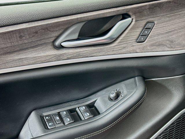 used 2022 Jeep Grand Cherokee L car, priced at $29,996