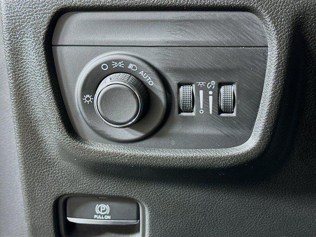 used 2022 Jeep Grand Cherokee L car, priced at $28,197