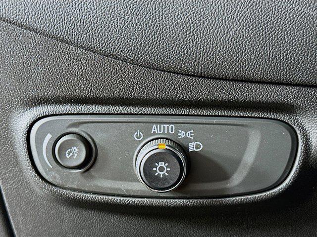 used 2022 Chevrolet Equinox car, priced at $18,987