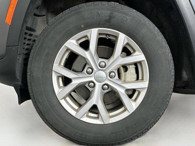 used 2022 Jeep Grand Cherokee car, priced at $27,996