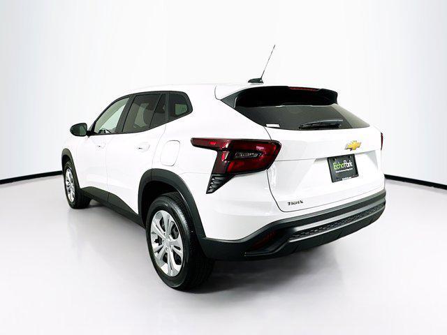 used 2025 Chevrolet Trax car, priced at $20,447
