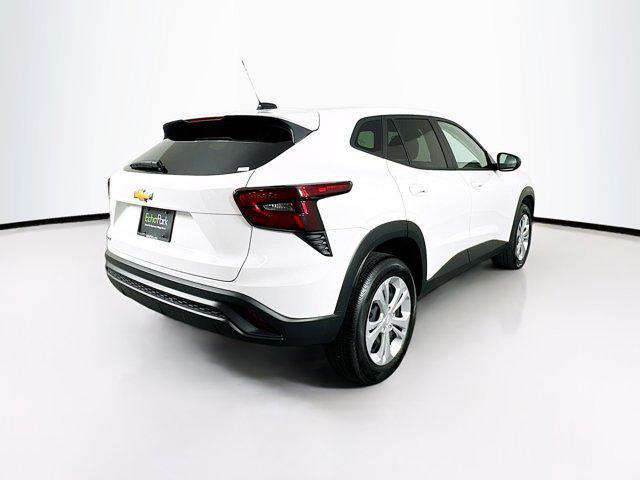 used 2025 Chevrolet Trax car, priced at $20,447
