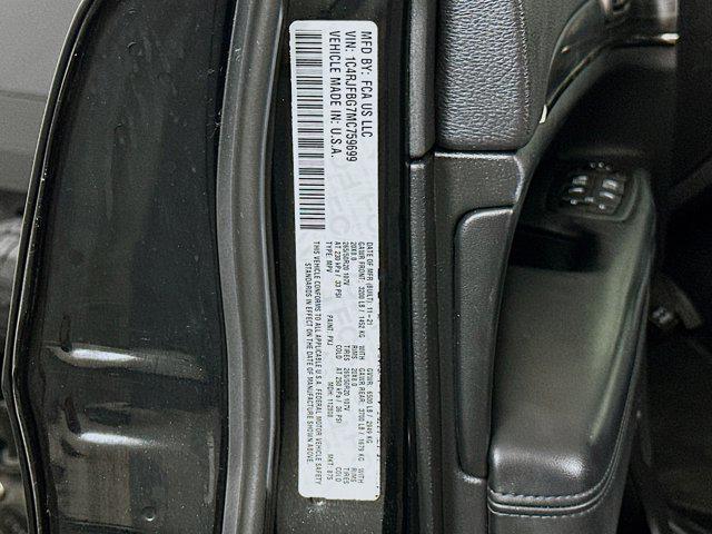 used 2021 Jeep Grand Cherokee car, priced at $27,497