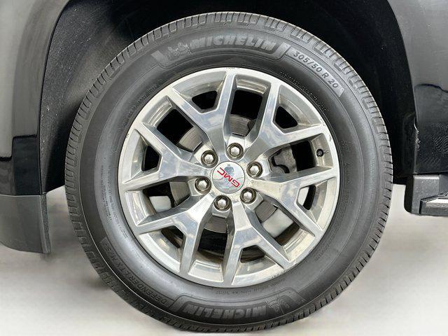 used 2017 GMC Yukon car, priced at $24,899