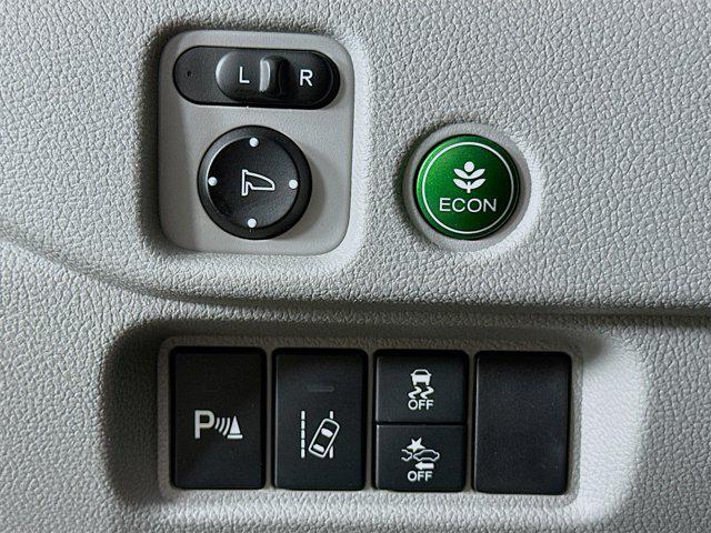 used 2018 Honda Pilot car, priced at $21,699