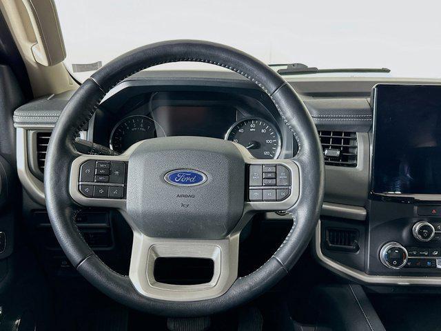 used 2023 Ford Expedition car, priced at $36,389