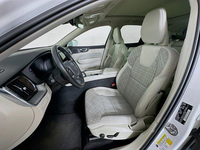 used 2022 Volvo XC60 car, priced at $30,597