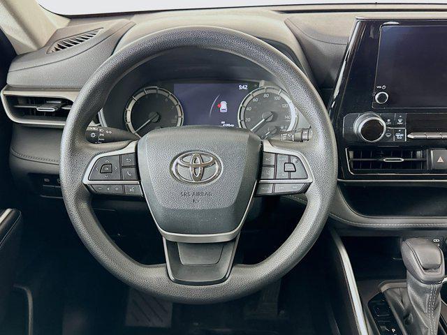 used 2023 Toyota Highlander car, priced at $32,589