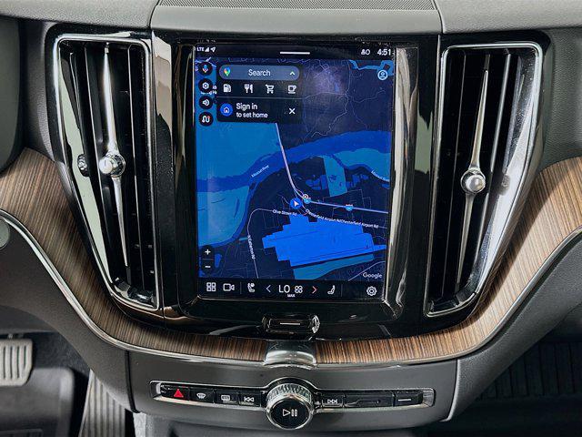 used 2022 Volvo XC60 car, priced at $33,397
