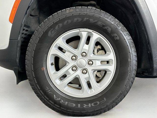 used 2023 Jeep Grand Cherokee car, priced at $26,597