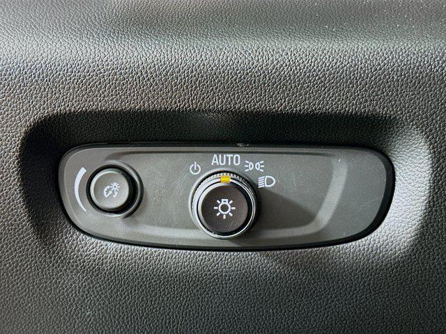 used 2023 Chevrolet Traverse car, priced at $27,297