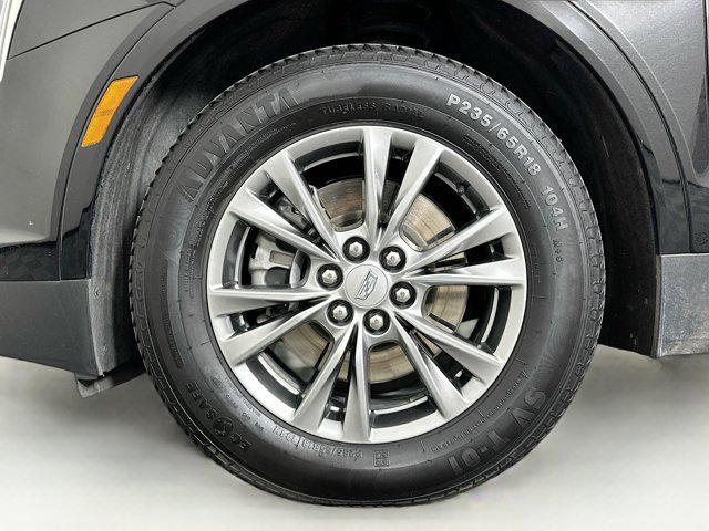 used 2023 Cadillac XT5 car, priced at $28,889