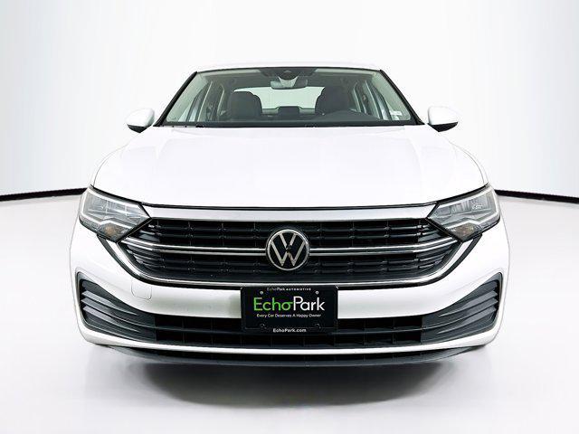 used 2024 Volkswagen Jetta car, priced at $16,997