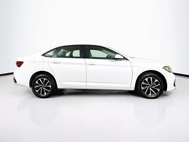 used 2024 Volkswagen Jetta car, priced at $16,997