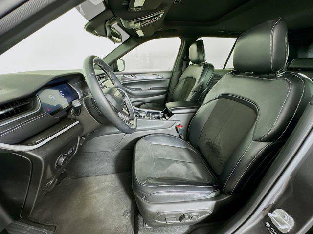used 2022 Jeep Grand Cherokee car, priced at $28,997