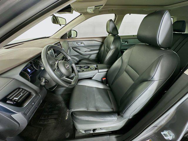 used 2023 Nissan Rogue car, priced at $22,747