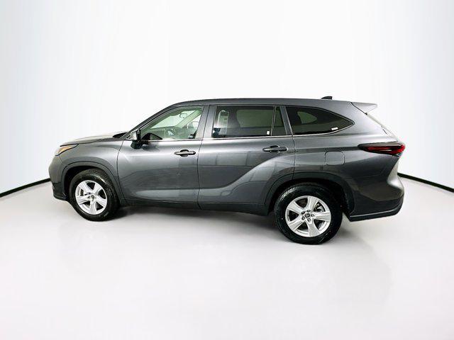 used 2024 Toyota Highlander car, priced at $34,997